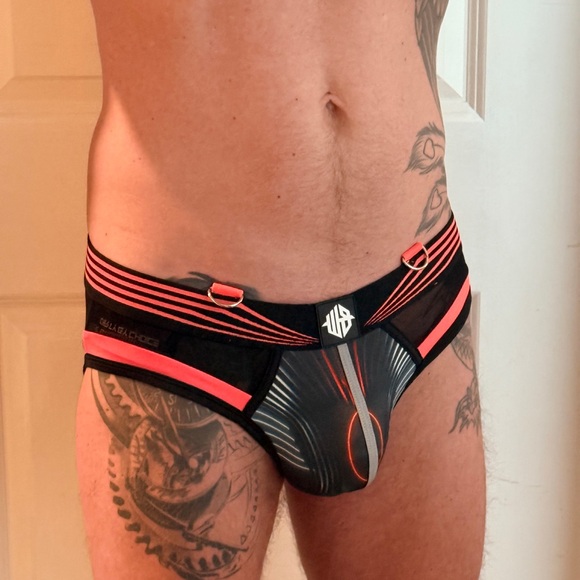 Breedwell Neon Orange and Black Men's Briefs - Picture 6 of 9
